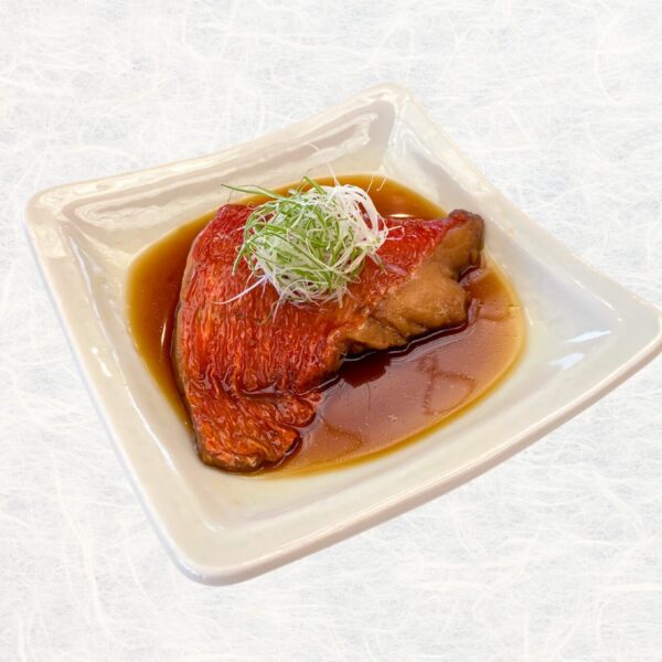 【半露天風呂付客室】別注料理「金目鯛の煮付け」をご用意いたしました!